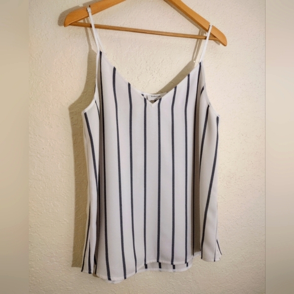 Babaton Everly Camisole Tank in Espace Striped White Black - Picture 4 of 7